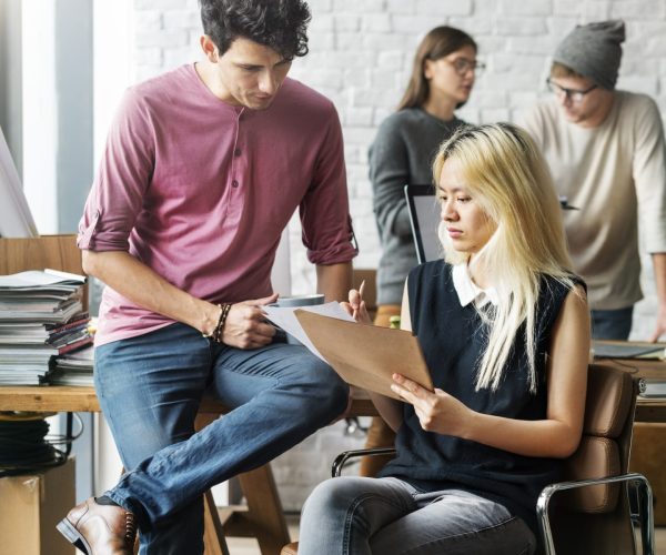 brainstorming-team-working-office-colleagues-concept-e1669534201760