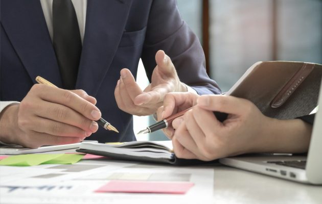 management-is-executing-the-secretary-is-taking-notes-e1669533508128