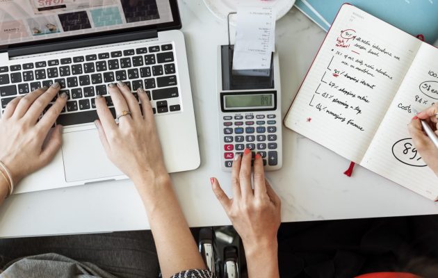 shopping-commercial-online-internet-concept-e1669533733761