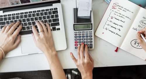 shopping-commercial-online-internet-concept-e1669533733761